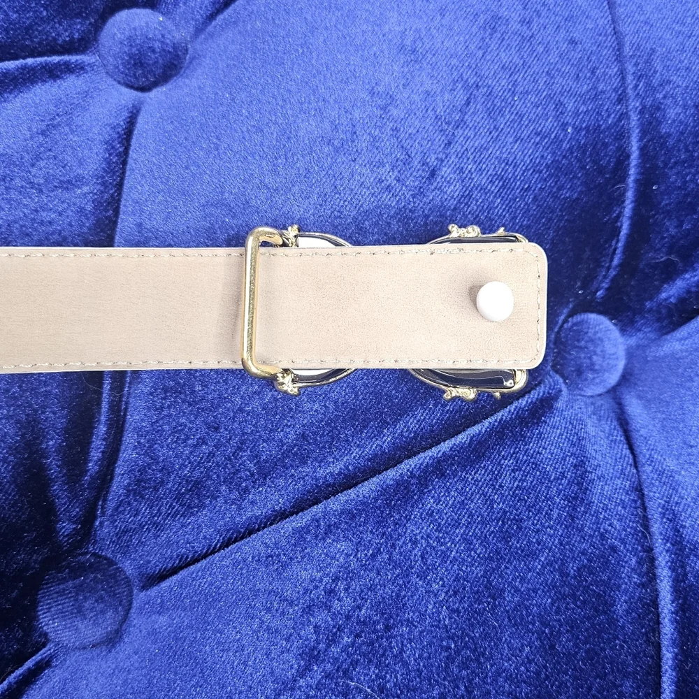 DOLCE & GABBANA Baroque Logo Leather Belt In White Calf Leather - Picture 8 of 13